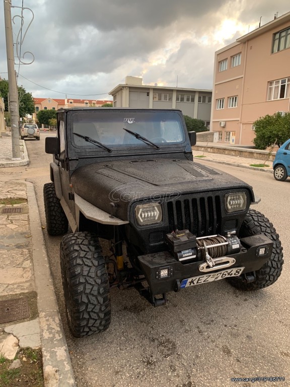 Car Gr Jeep Wrangler