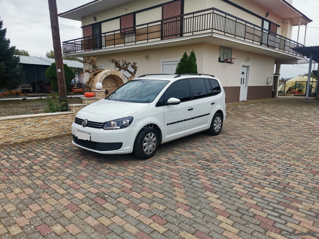 Car Gr Volkswagen Touran