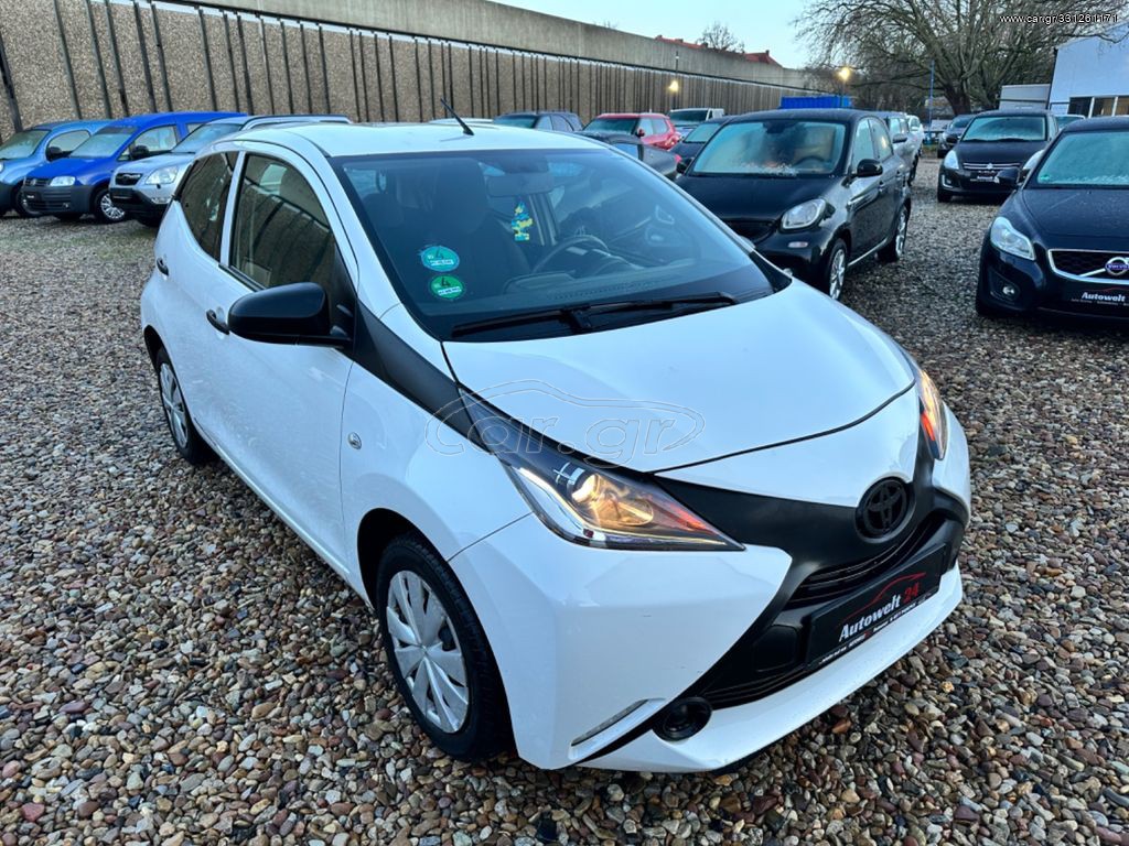 Car Gr Toyota Aygo X Play