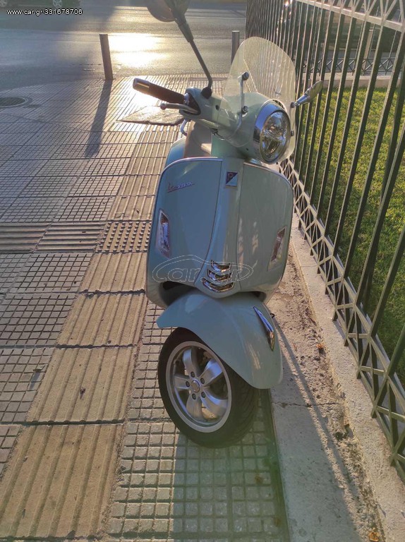 Car Gr Vespa GTS 300 22 GTS 300 Hpe