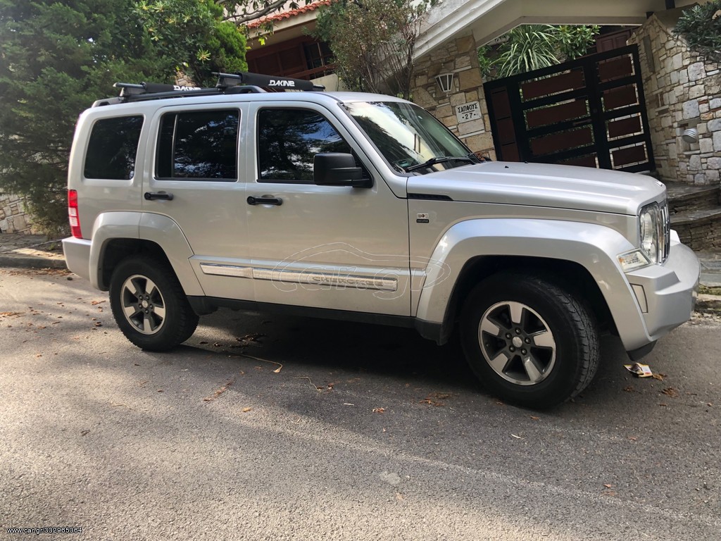 Car Gr Jeep Cherokee