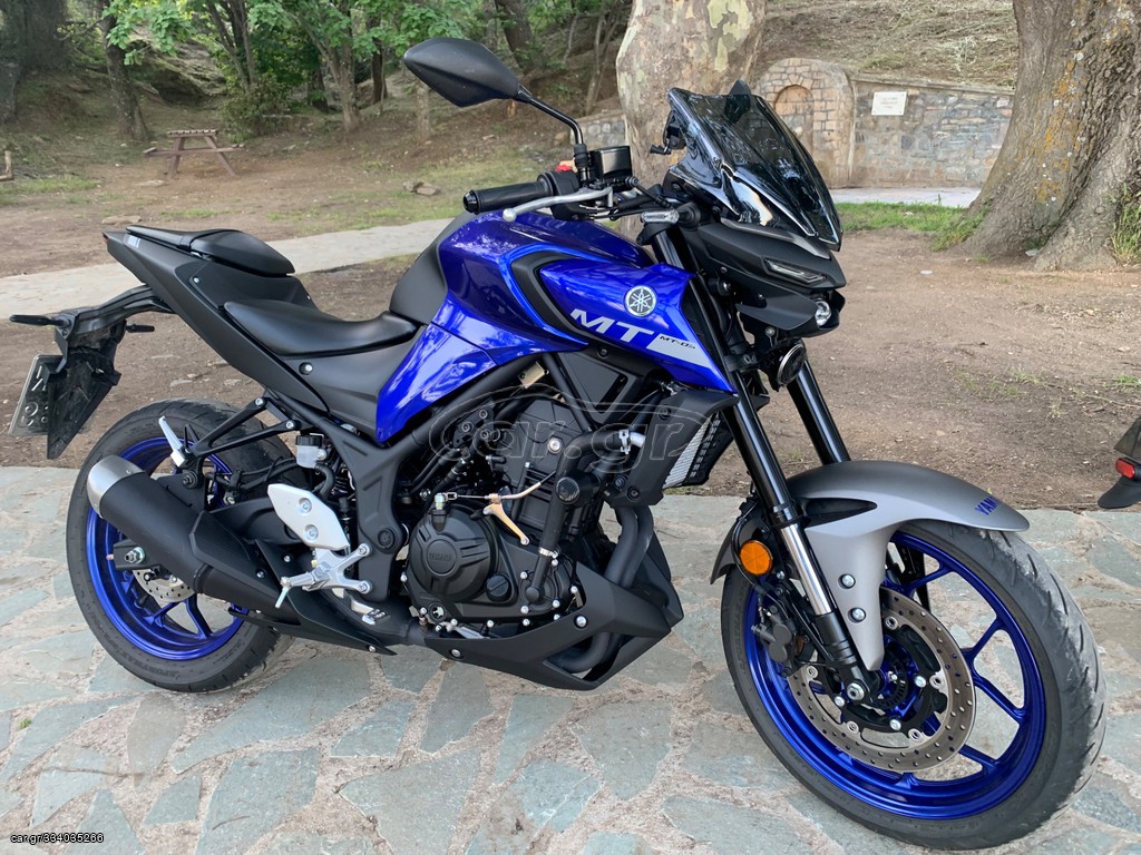 Car Gr Yamaha Mt