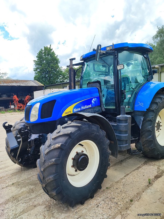 Car Gr New Holland T