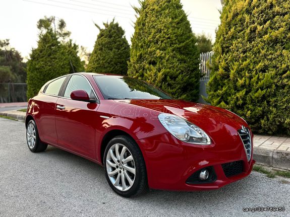 Car Gr Alfa Romeo Giulietta Jtdm Distinctive Hp