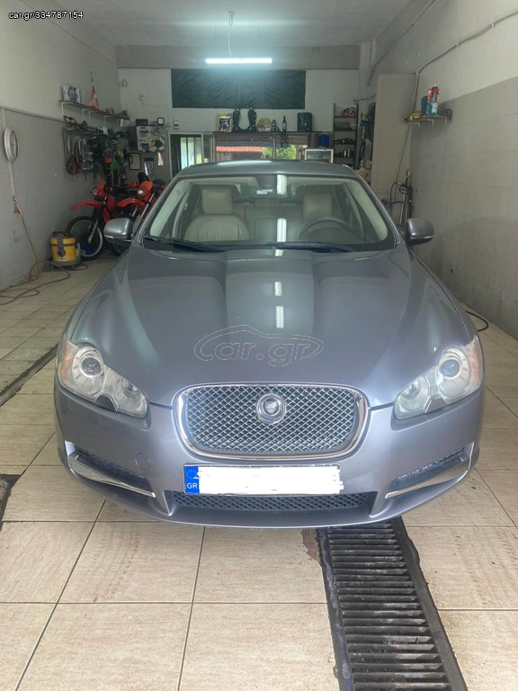 Car Gr Jaguar Xf