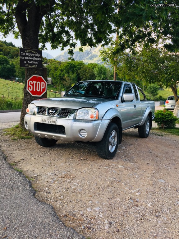 Car Gr Nissan Navara