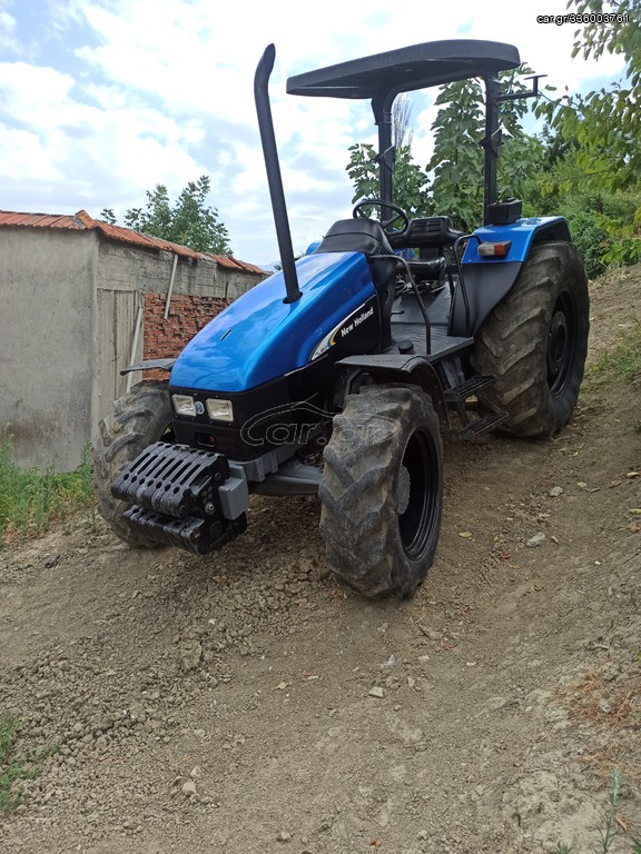 Car Gr New Holland 07 TL 80