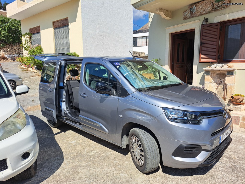 Car Gr Toyota Proace City Verso L Turbo Combi