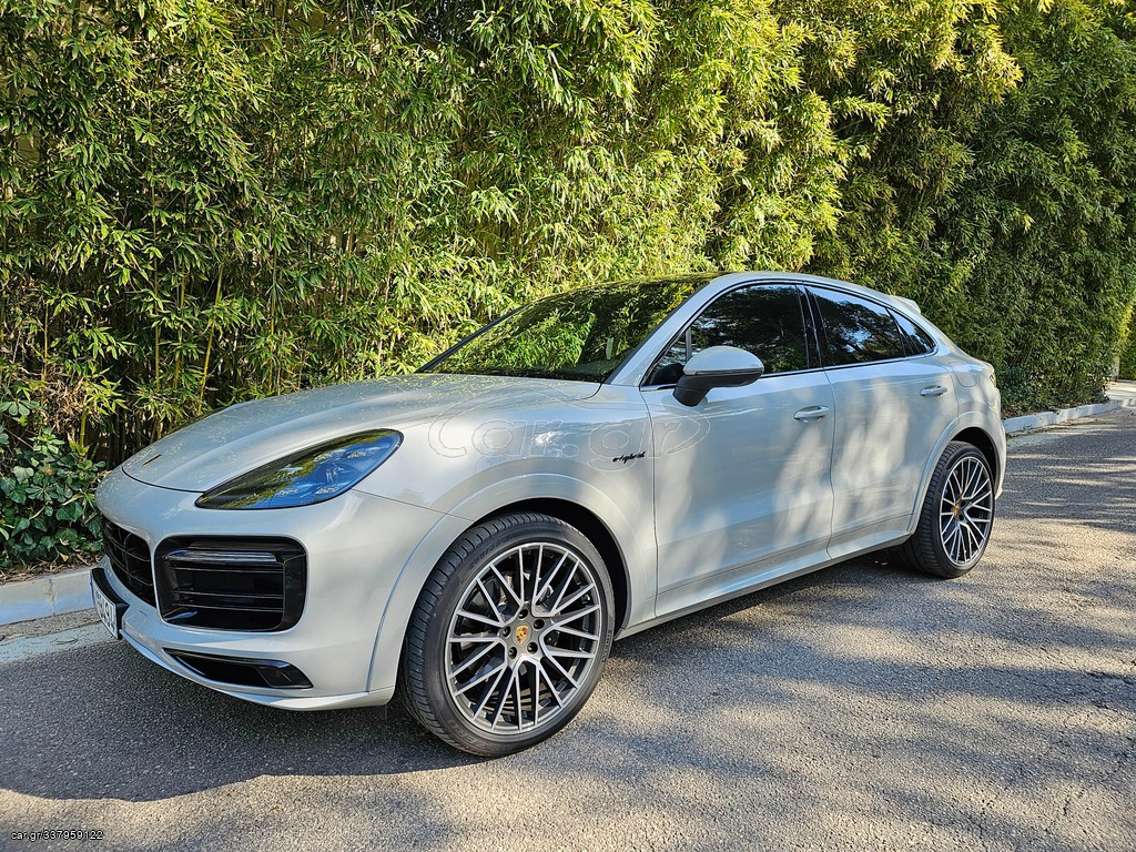 Car Gr Porsche Cayenne 22 COUPE HYBRID PLATINUM EDITION