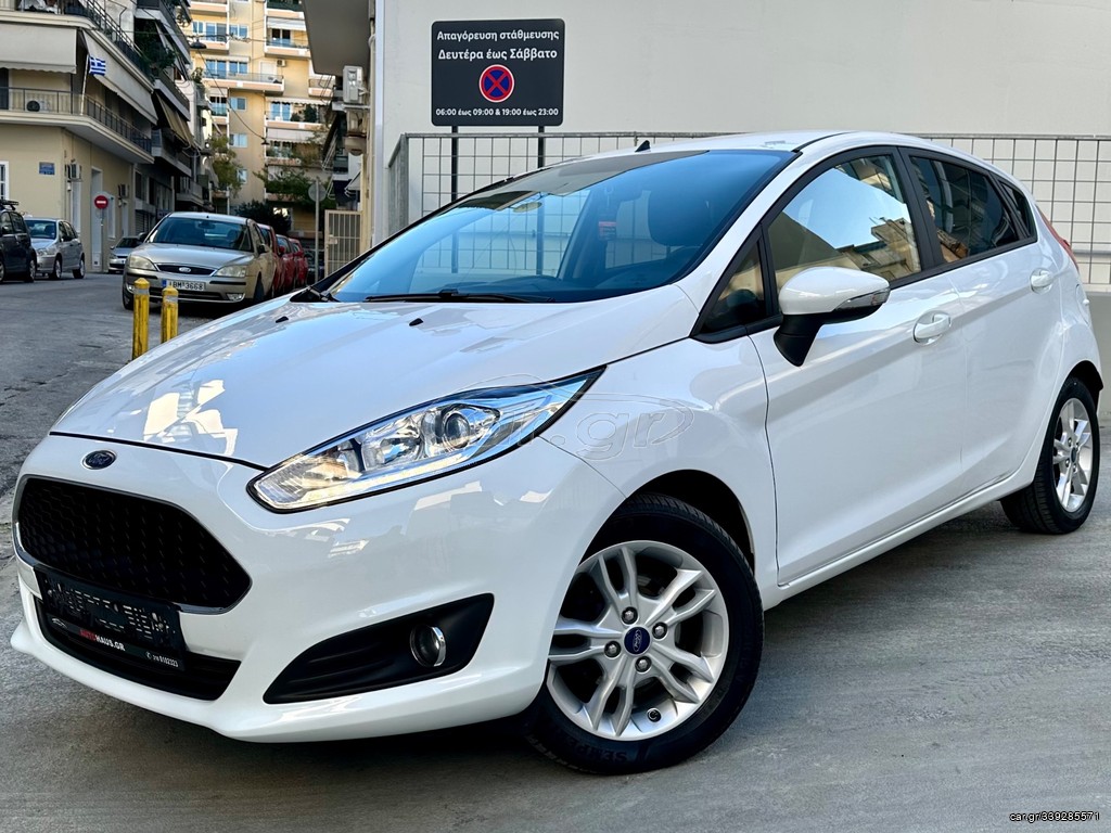 Car Gr Ford Fiesta 17 ECOBOOST TITANIUM 125 HP