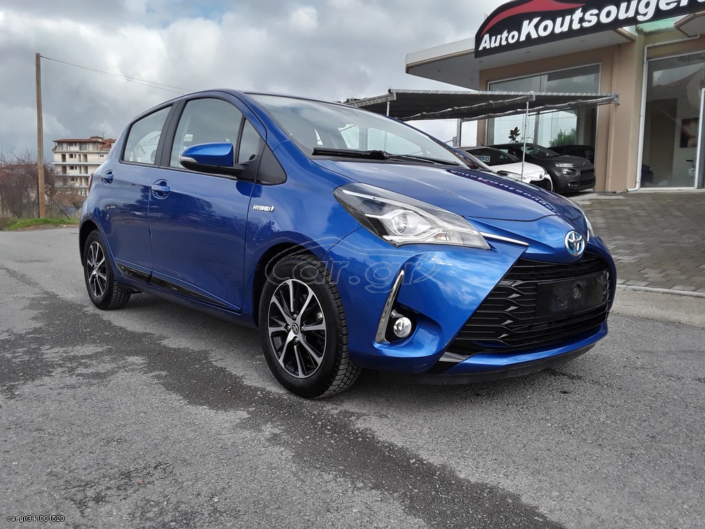 Car Gr Toyota Yaris Hsd Dynamic Full Extra Euro