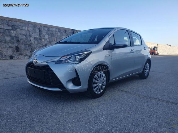 Car Gr Toyota Yaris Hybrid Active Steel Hsd