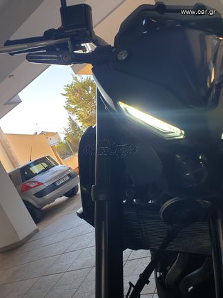 Car Gr Yamaha Mt