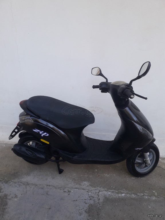 Car Gr Piaggio ZIP 50 4T 16 ZIP