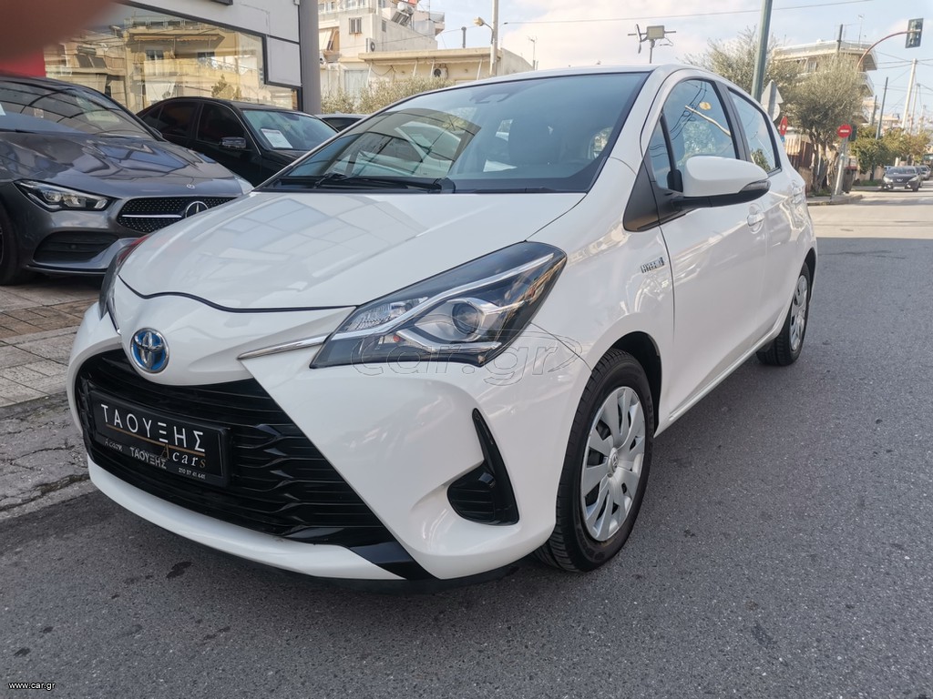 Car Gr Toyota Yaris Hybrid Active Steel