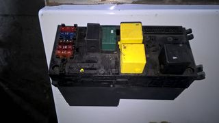 Aσφαλειοθηκη-Ρελε Mercedes W202 C220 CDI Diesel