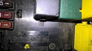 Aσφαλειοθηκη-Ρελε Mercedes W202 C220 CDI Diesel-thumb-2