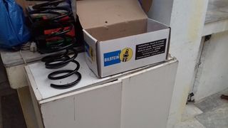                     Bmw    e30-thumb-2