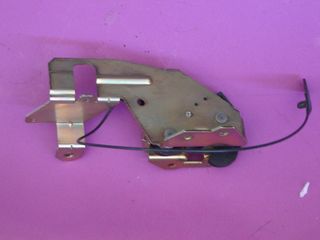 ΚΛΕΙΔΑΡΙΑ 5ης ΠΟΡΤΑΣ VW TOUAREG/PORSCHE CAYENNE 955 '02-'07 7L0827506C-thumb-1