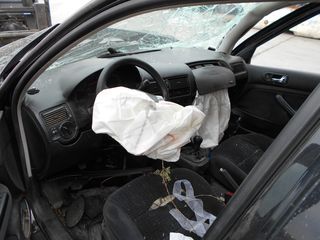 VOLKSWAGEN GOLF 2000 1600CC-thumb-4