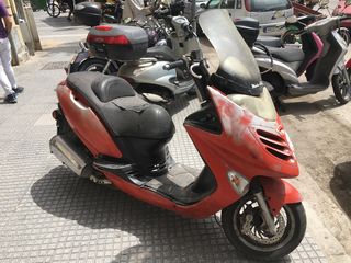 Kymco grand dink 125cc & 250cc-thumb-1