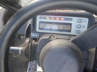 Nissan 2011 Y1F1-thumb-4