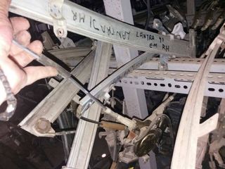 HYUNDAI LANTRA 90-95 4/Θ ΓΡΥΛΛΟΣ ΕΜΠΡΟΣ ΔΕΞΙΟΣ ΗΛ. 