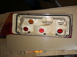 ΓΝΗΣΙΟ ΦΑΝΑΡΙ ΠΙΣΩ/ΟΠΙΣΘΙΟ ΔΕΞΙ PEUGEOT 305 ΚΑΙΝΟΥΡΙΟ 635107-thumb-2