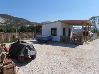 Πωλείται ποιμνιοστάσιο-thumb-5