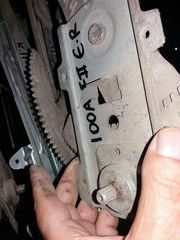 NISSAN 100 AF II 4/Θ ΓΡΥΛΛΟΣ ΕΜΠΡΟΣ ΔΕΞΙΟΣ ΑΠΛΟΣ