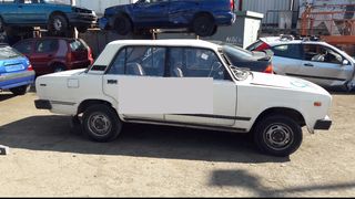Lada 2105, 1200cc, μοντέλο του 1989, με κωδικό κινητήρα: 21018889445-thumb-2