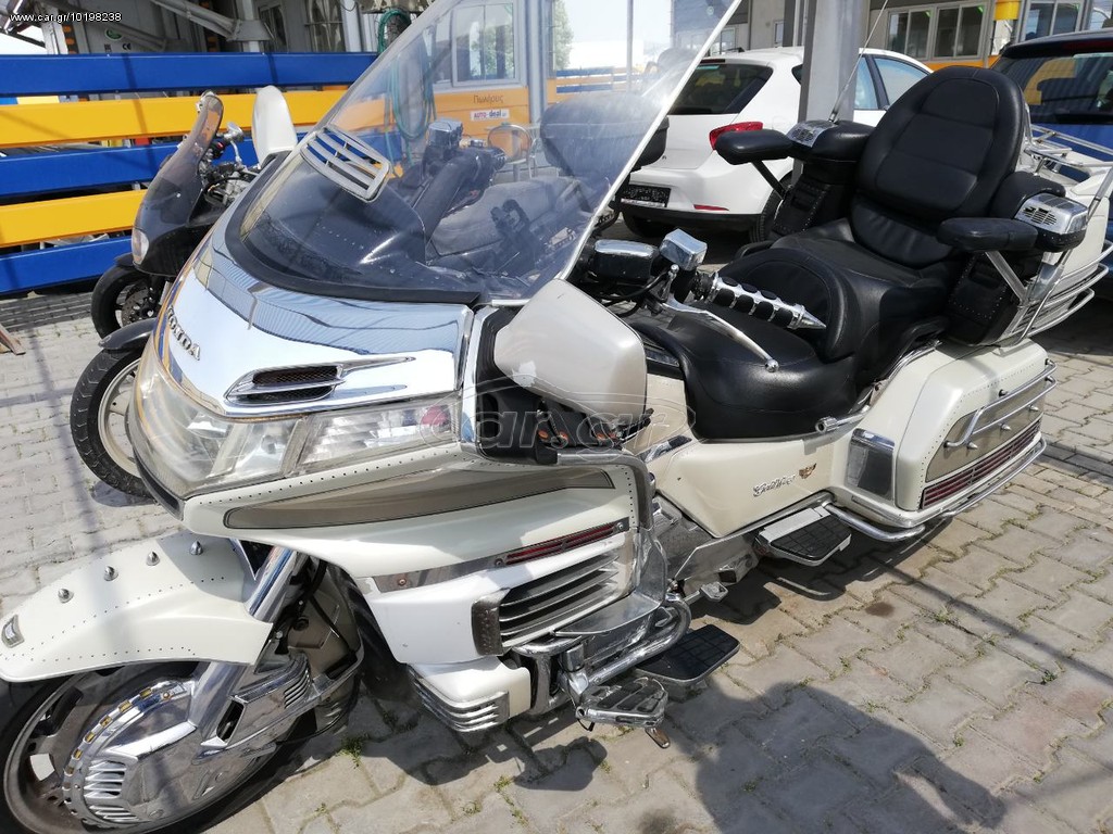 Car.gr Honda Goldwing 