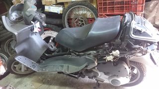 PIAGGIO X8 200-250-thumb-1