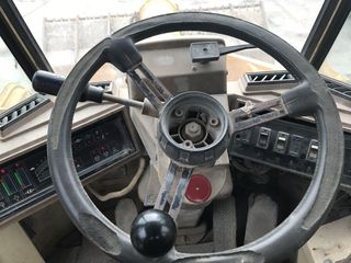 Φορτωτής Με Λάστιχα CAT 1991 966F-thumb-18