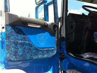 Scania 2001-thumb-2