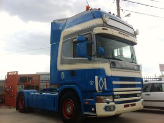 Scania 2001-thumb-10