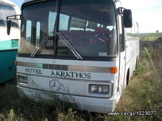 Mercedes-Benz 1982 303-thumb-1