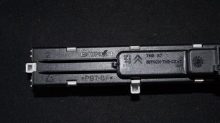 PEUGEOT 207 -thumb-1