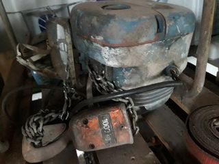 Γερανοί Demag 2000
