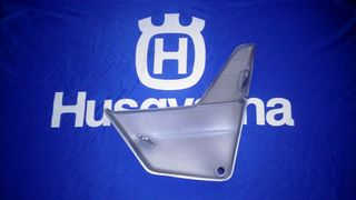 ΗUSQVARNA CAGIVA ROADSTER 125 ΚΑΠΑΚΙ ΣΕΛΑΣ L[ΑΡΙΣΤΕΡΟ]-thumb-1
