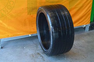 285/30/19 MICHELIN PILOT SPORT-thumb-2