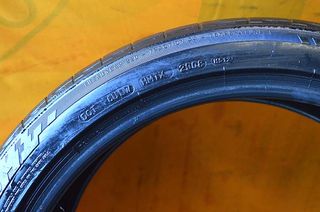285/30/19 MICHELIN PILOT SPORT-thumb-6