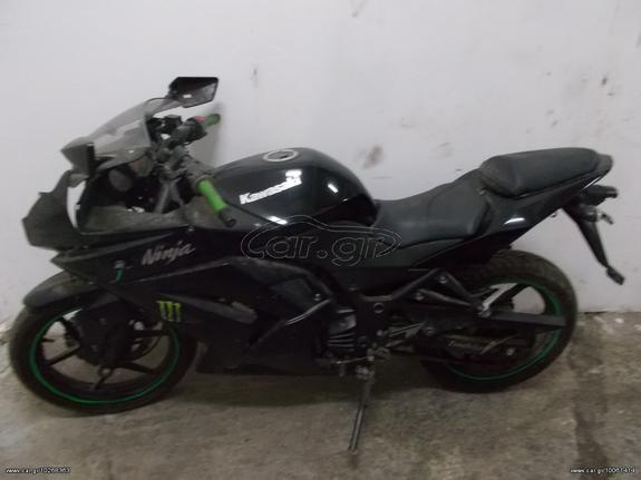 KAWASAKI NINJA 250 ΓΙΑ ΑΝΤΑΛΛΑΚΤΙΚΑ!!