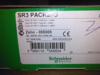 PLC ZELIO SCHNEIDER-thumb-1