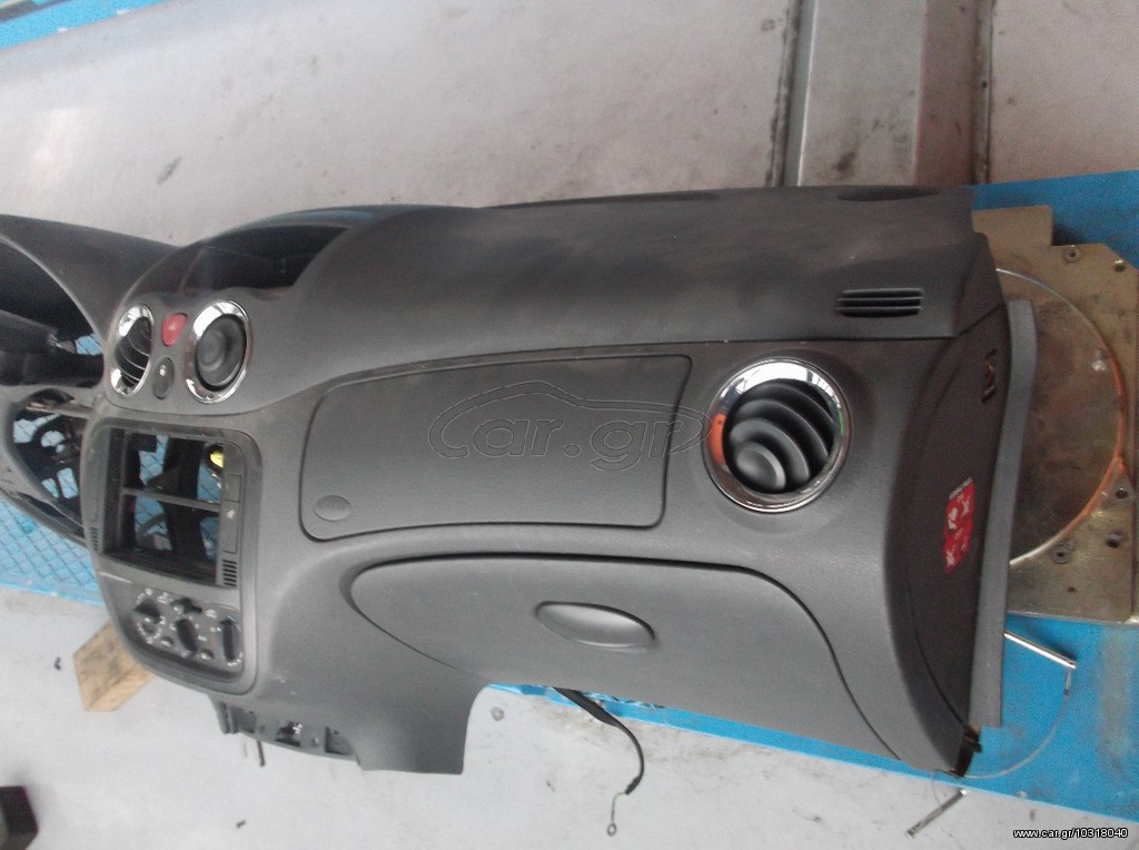 TAMΠΛΟ CITROEN C2