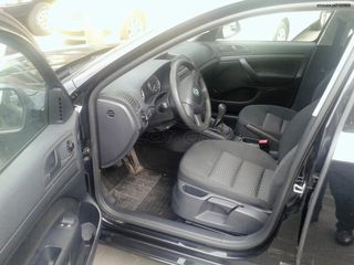 Skoda Octavia 2011-thumb-3