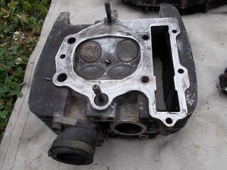 motoσυλλογη  XT600  89  ΚΕΦΑΛΕΣ    ΓΝΗΣΙΟ  ΜΕΤΧ/ΝΟ  ΔΕΙΤΕ ΦΩΤΟ  