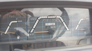 Τρακτέρ Kubota 2000 L1-245-thumb-2