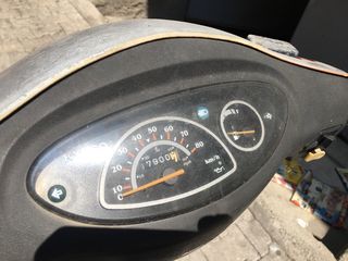 kymco filly 50cc 4t για ανταλλακτικα!!!!-thumb-6