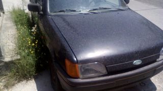 Ford Fiesta 1993-thumb-2